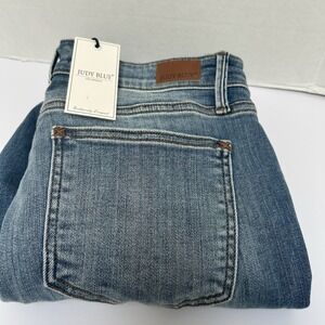 Judy Blue NWT Skinny Fit Hi-Rise‎ Non Distressed Size 15/32 Style #82548